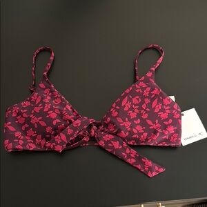 NWT O'Neill Women's Pink Floral Bikini Top
